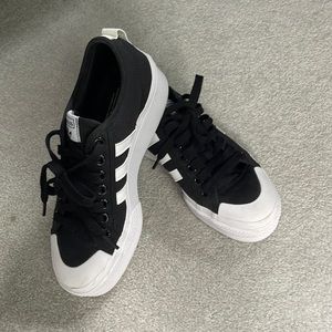 ADIDAS Womens Nizza Platform Sneakers